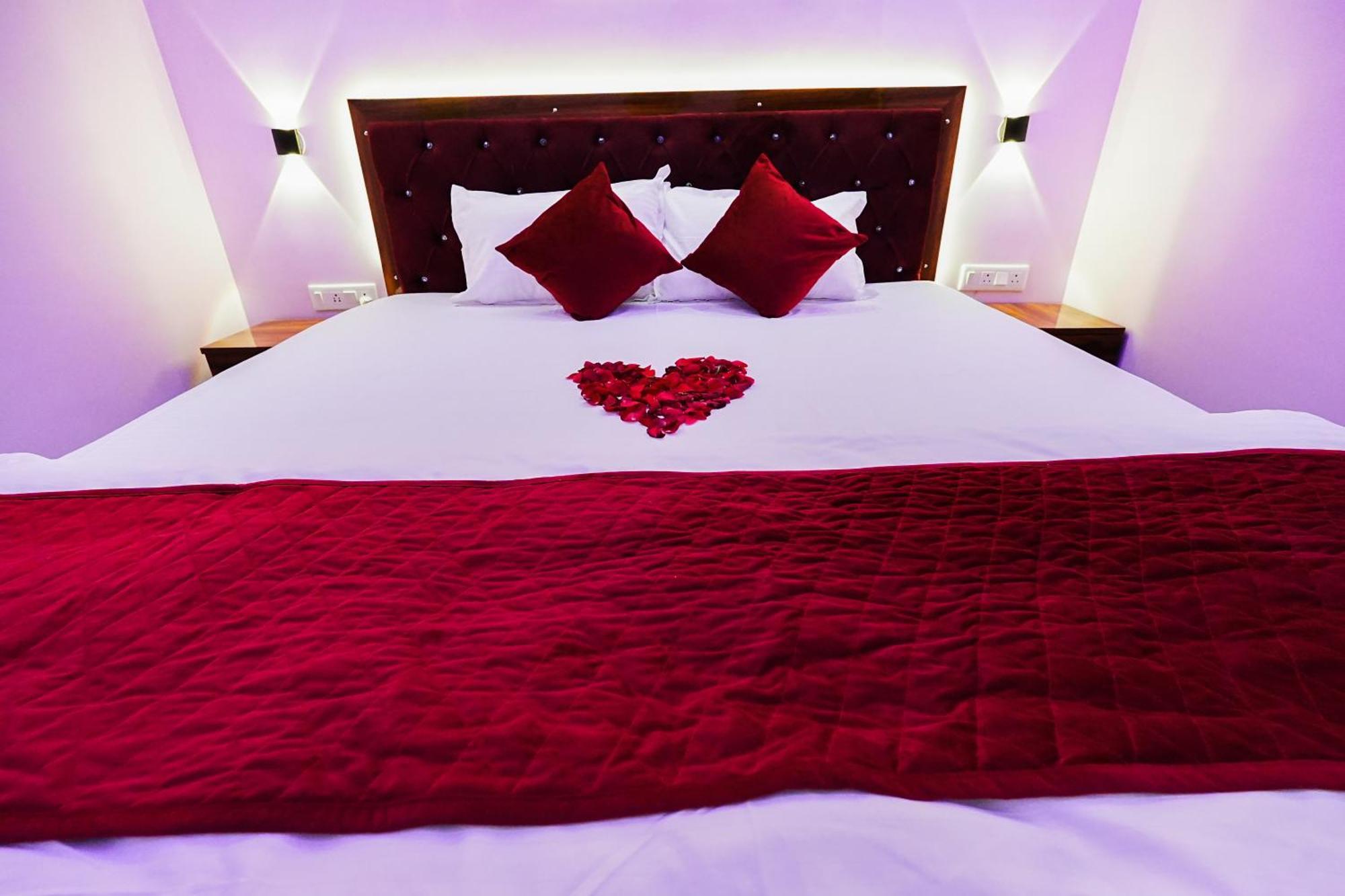 Hotel Rj Patna  Eksteriør billede