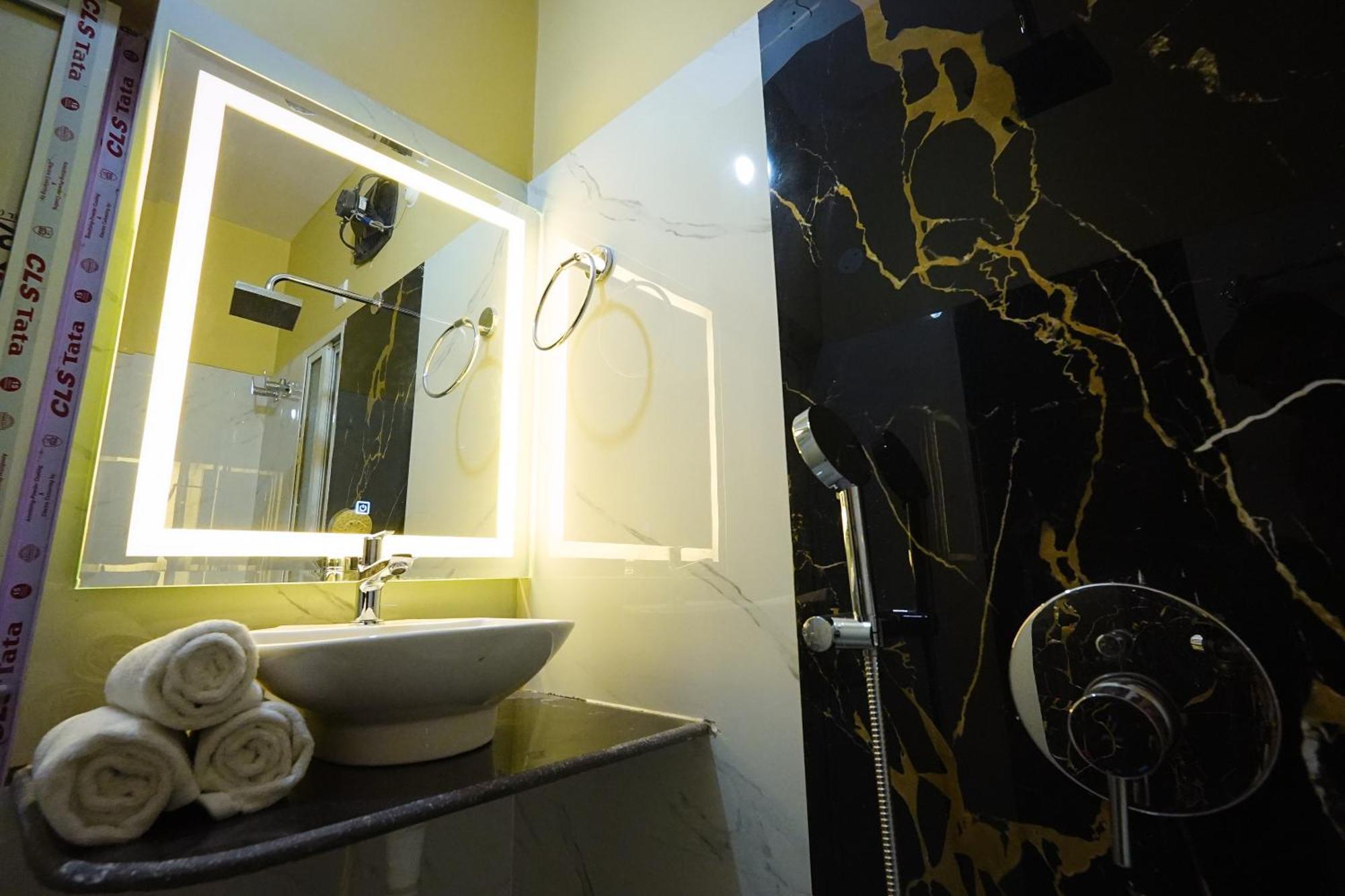Hotel Rj Patna  Eksteriør billede